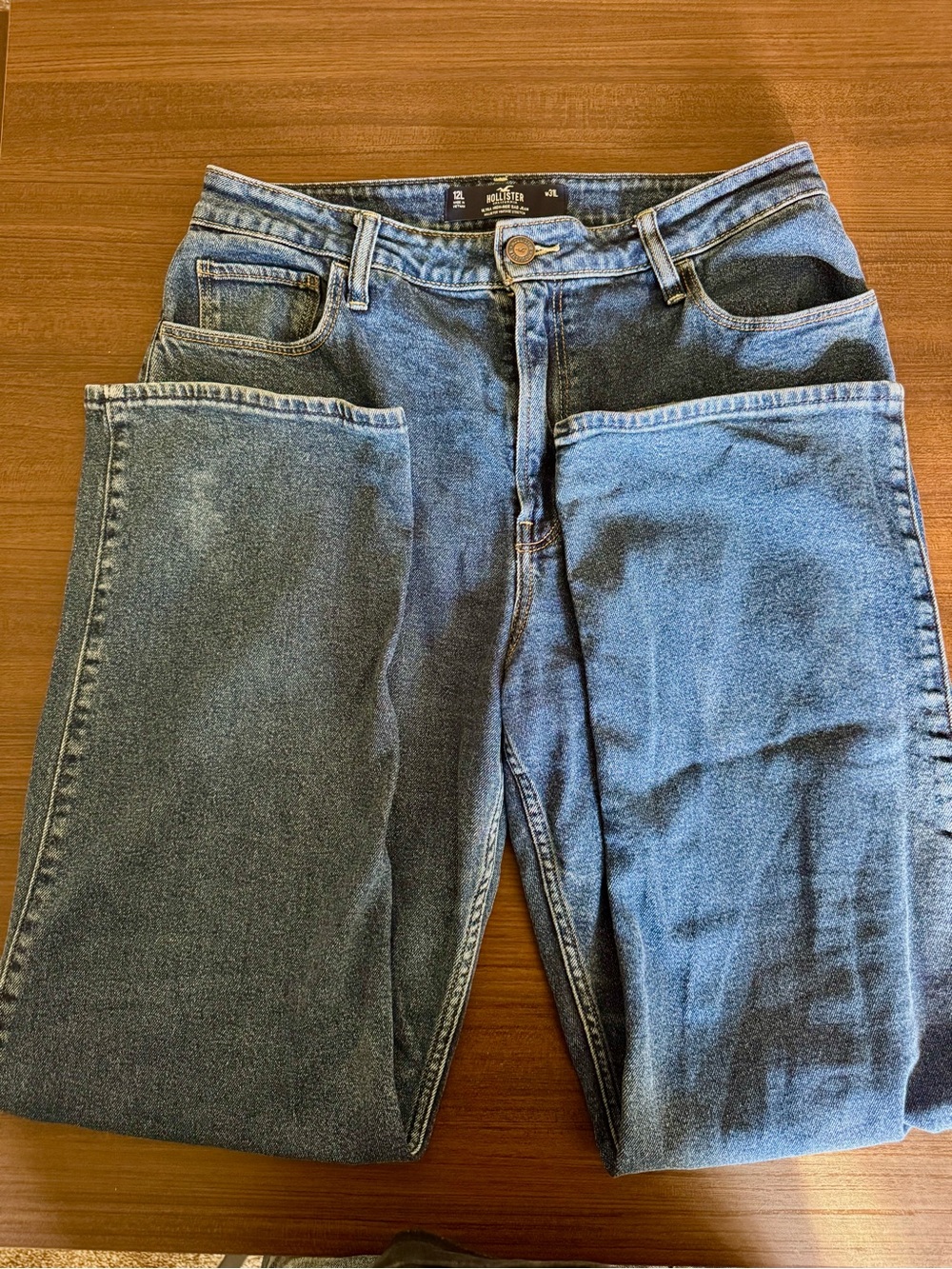Hollister Women's Classic Blue Straight Jeans